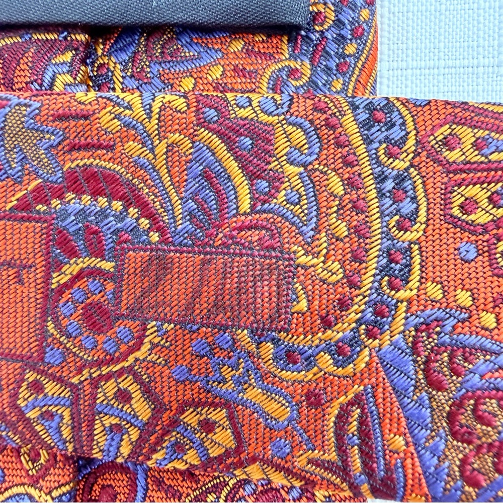 Robert Talbott Seven Fold Limited Edition 2/40 Hand Sewn Paisley Print Silk Tie - Picture 6 of 13